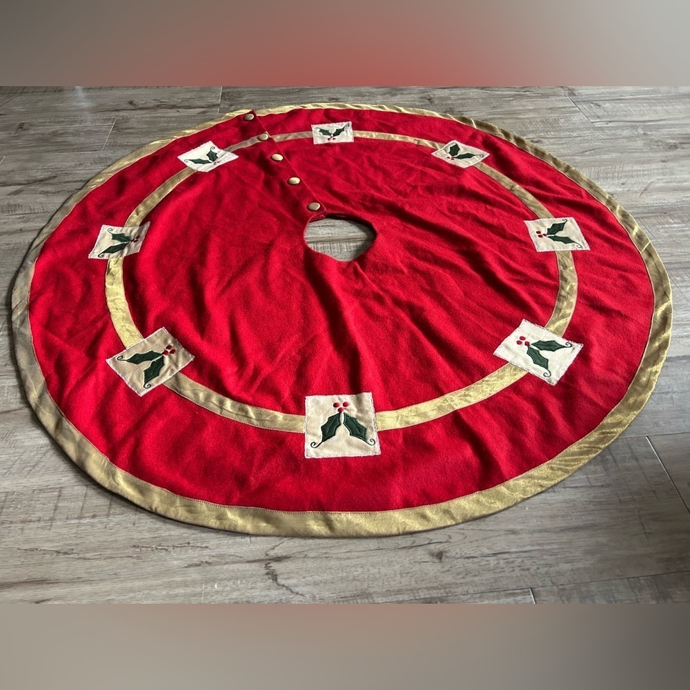 Wool blend Festive Red Tree Skirt with Gold Trim holly christmas xmas holiday